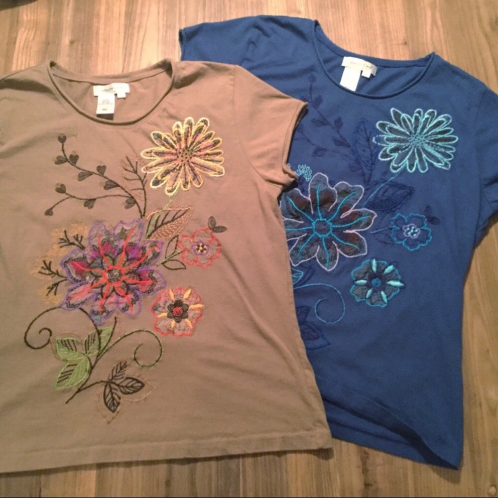Coldwater Creek Embroidered Floral Tees Tops 2 L